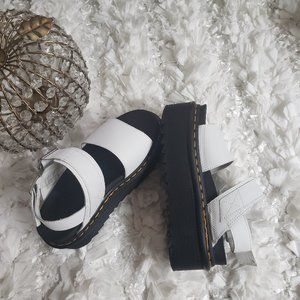New Leather Platform Sandal DR. MARTENS